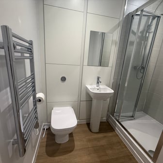 Bronze Room - Image 5